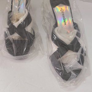 Dress Barn High Heels New in box #CS001